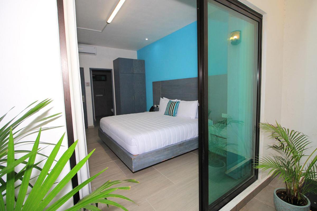 We Express Hotel Playa Del Carmen (Adults Only) エクステリア 写真